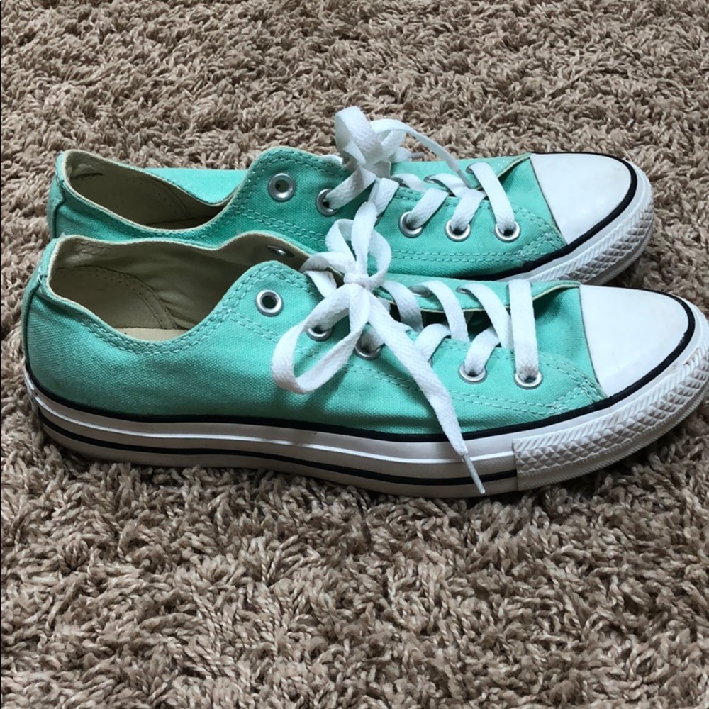 Converse PRACTICALLY BRAND NEW!